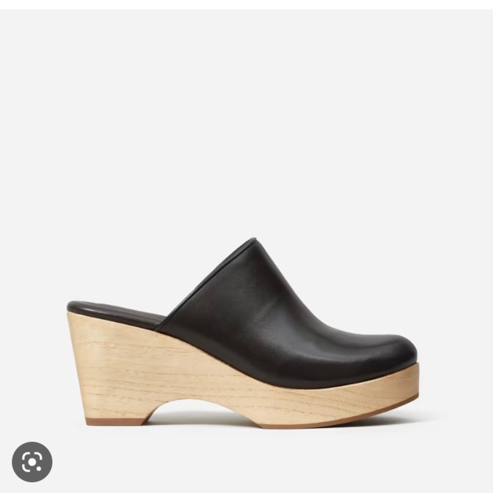 Everlane clogs